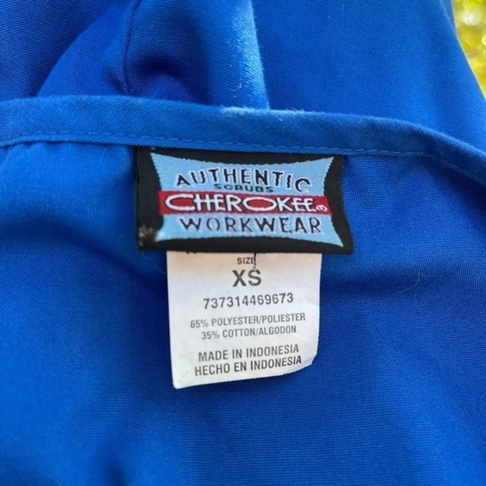 Authentic Cherokee Workwear Scrub Top - Royal Blue - XS - Picture 5 of 5
